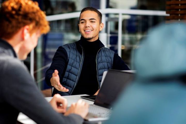 Student weet welke kosten een hbo-opleiding met zich meebrengen